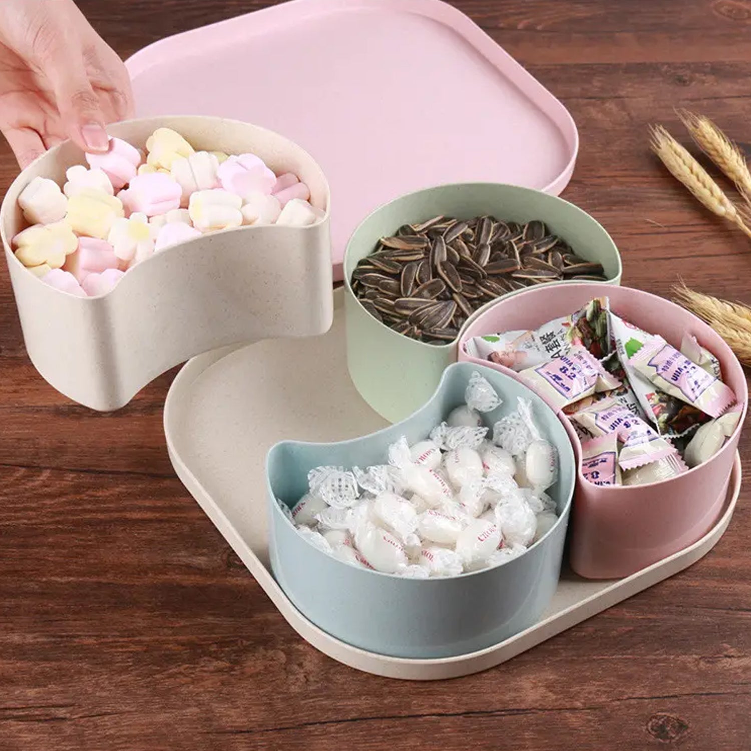 7151 Candy Box Large Capacity Space-saving Compartment Design Creative Divided Food Fruit Plate for Living Room 7151 Candy Box Large Capacity Space-saving Compartment Design Creative Divided Food Fruit Plate for Living Room